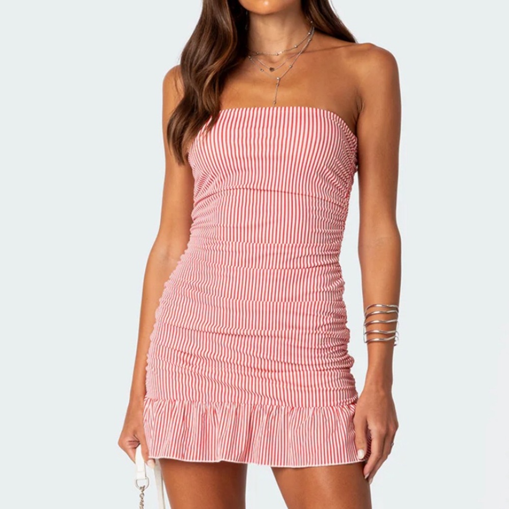 NWT Edikted Gaia Gathered Mini Dress